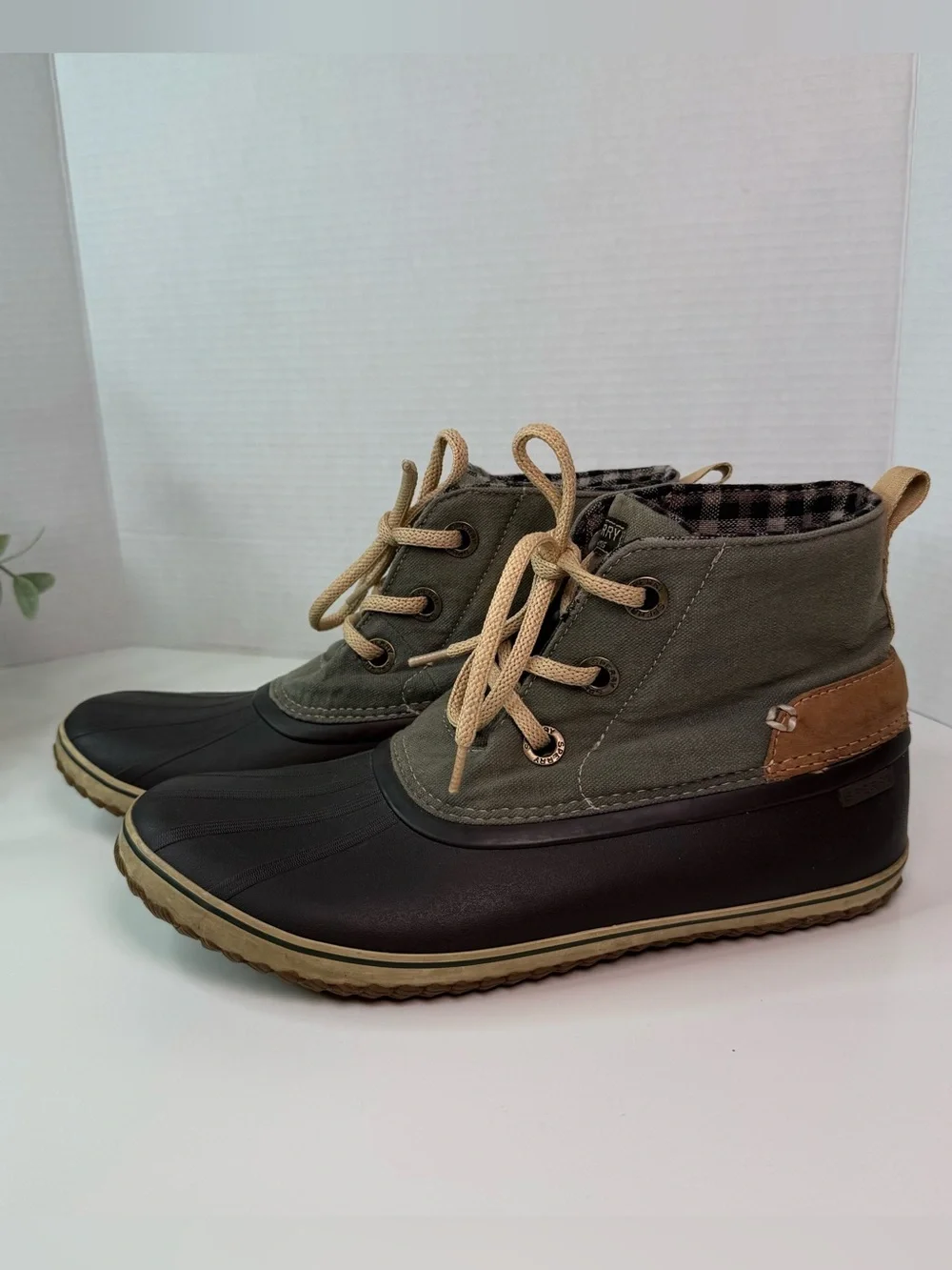 Sperry Top-Sider Schooner 3-Eye Duck Boot Women's Size 11M Rubber Wool Plaid